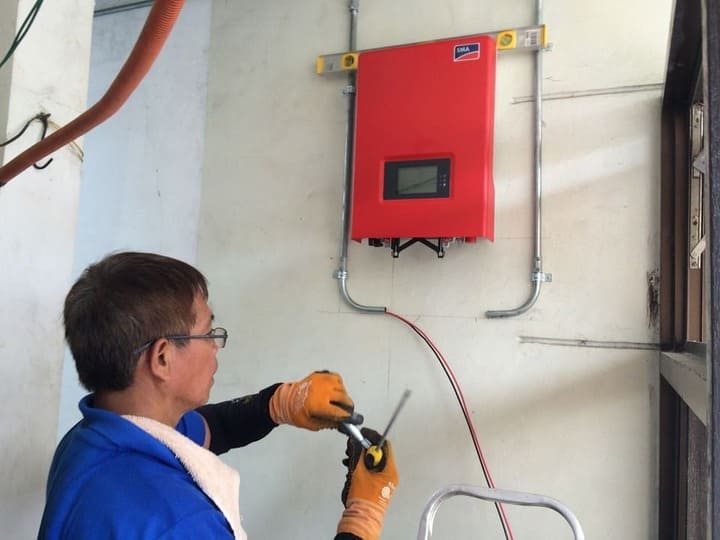 fabricantes inversores solares