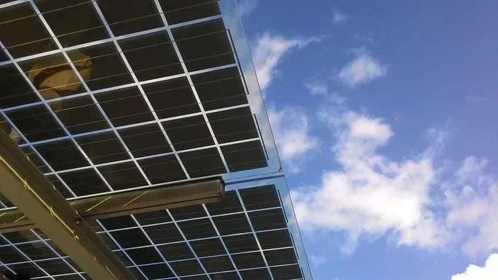 Paneles solares energías renovables