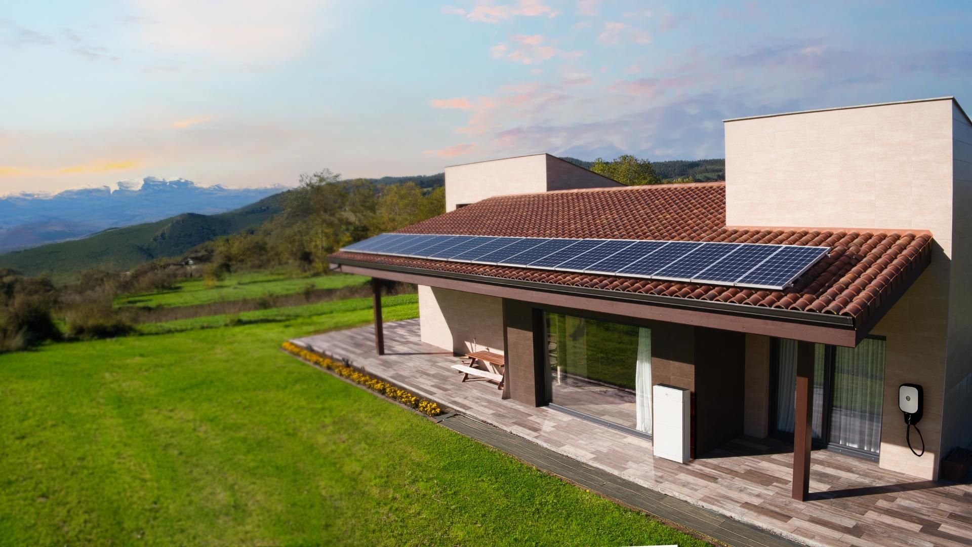 Spanish house with pv system