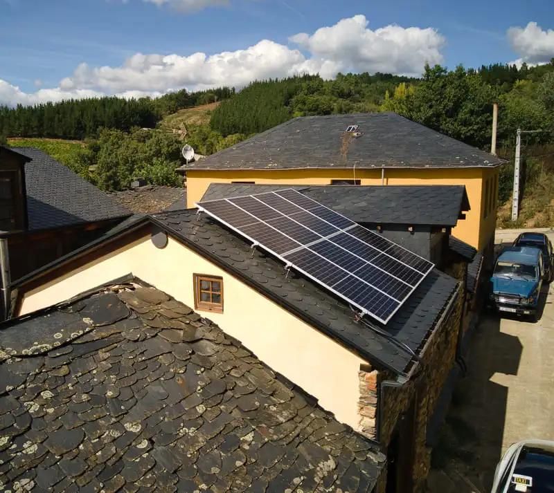 instalación placas solares en la provincia de León por Otovo
