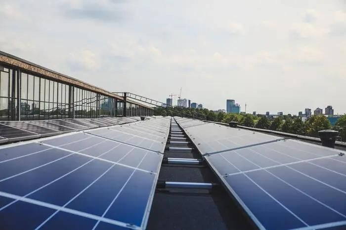 paneles solares baterías lg
